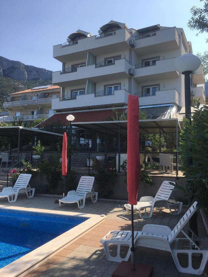 Hotel Lukas Gradac  Exterior foto