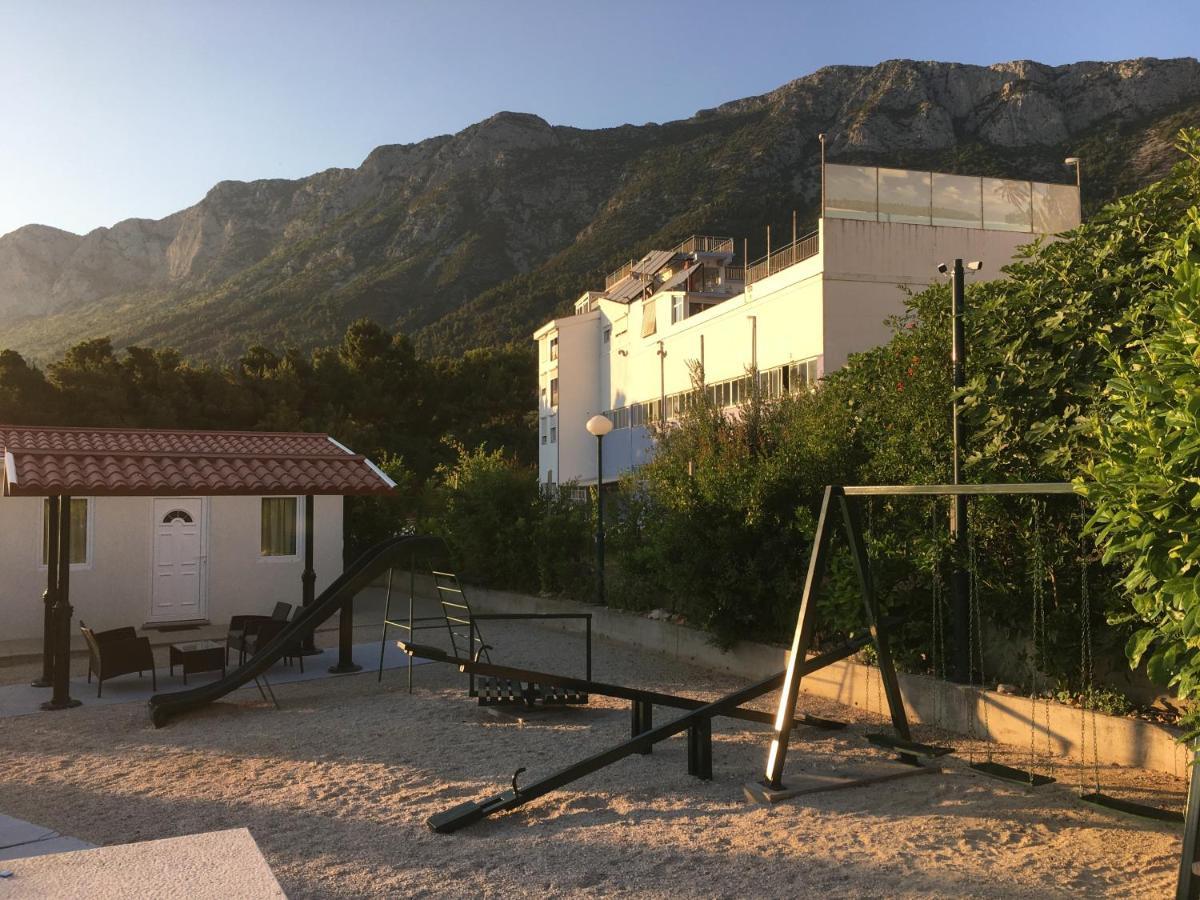 Hotel Lukas Gradac  Exterior foto